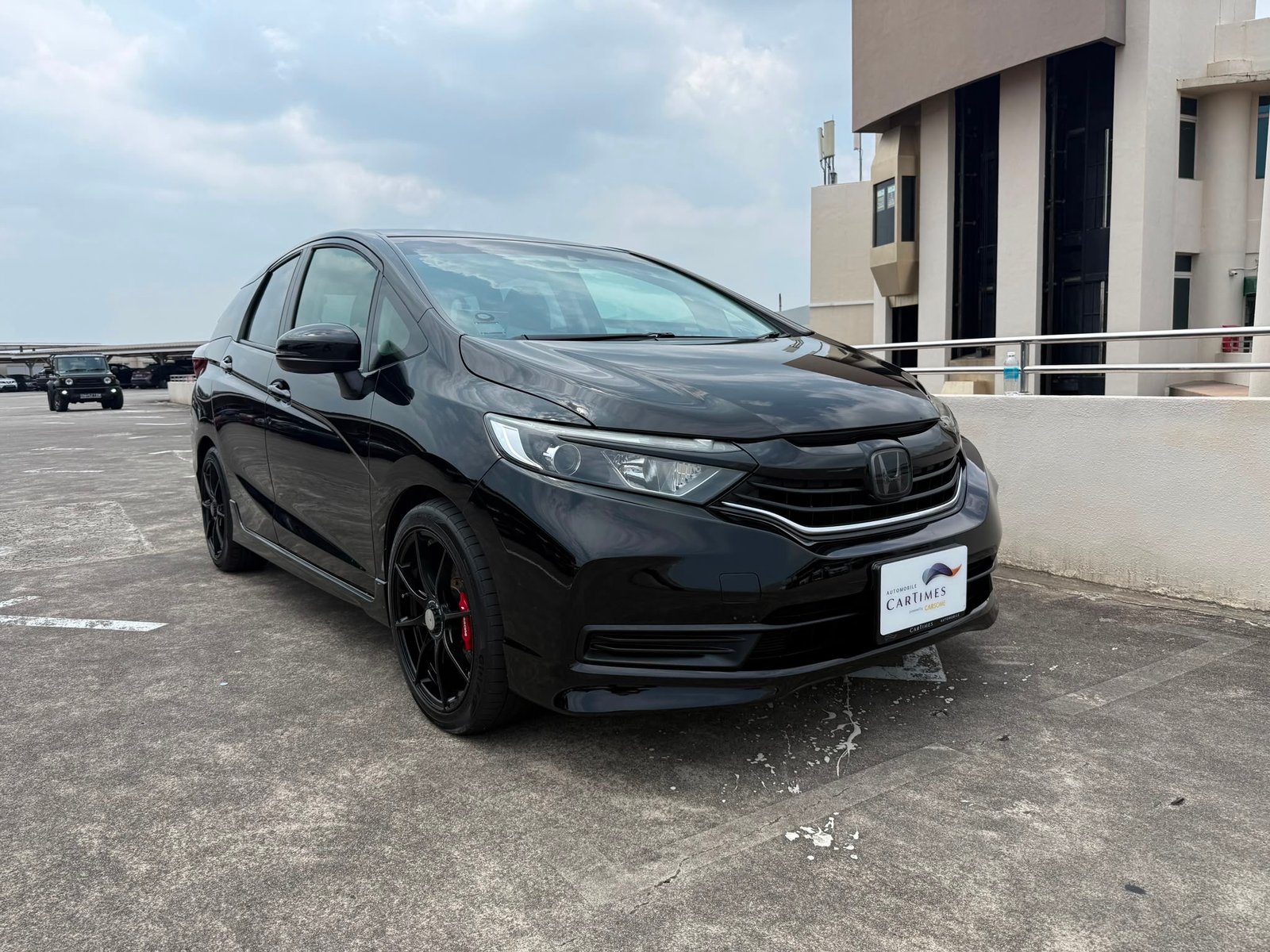 Used Honda Shuttle 1.5G Sensing for sale in Singapore